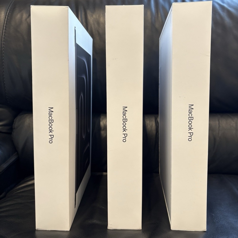Lot Of 3 Empty Box Apple MacBook Pro 16-inch A3403 CPU/20C GPU‎ 48GB/1TB/KB-US